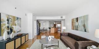 13650 Marina Pointe Drive Gallery 4