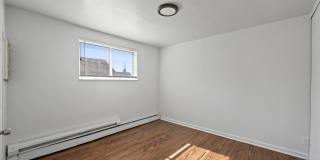 1522 Cedar Avenue Gallery 16