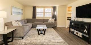 Hyde Park Apartments Gallery 7