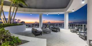 Icon Las Olas Gallery 1