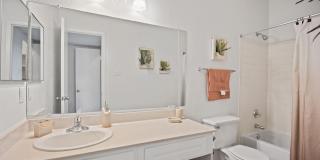 Oak City Apartments Gallery 24
