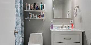 Charming 2 bedroom unit in Sparks Gallery 17