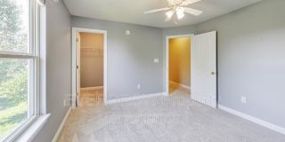 1047 Andrew Court Gallery 26