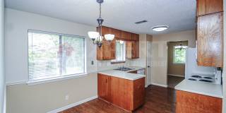 3BR/2BA Home Near Fort Hood with Fireplace and Large Backyard Gallery 11