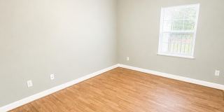 1103 Colonial Avenue Gallery 12