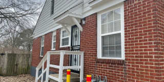 Charming 2 bedroom, 1 bathroom duplex Gallery 12