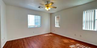 Single Family Home 3 Beds, 2.5 bath, 1 car garage Gallery 10