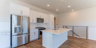 Otay Ranch  3 bd /2 ba Newer Condo w Garage, Laundry + More! Gallery 1