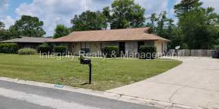 3BR/2BA single-story ranch-style home Gallery 1
