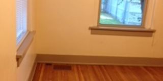 Terrific College Avenue 3 bed/2 bath house - 3 blocks from The Hill Gallery 5