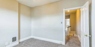 Spacious & Updated Grays Ferry Rowhome Near Parks and Center City — Accepting ALL PHA voucher holders Gallery 21