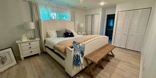 219 Fifth Avenue Gallery 8