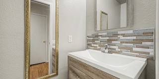 12926 W Cheery Lynn Road Gallery 15