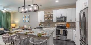 Capital Collective Luxury Apartments Gallery 23