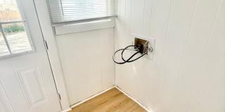 ***RENT READY~4 Bed RENOVATED 2 story house/w/ downstairs bedroom/Granite countertops Gallery 44