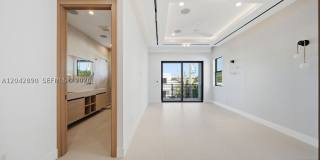 1316 NE 16th Ter Gallery 39