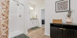 Lakeview Terrace Gallery 19