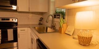 Charming 2BR Condo in Atlanta Gallery 9