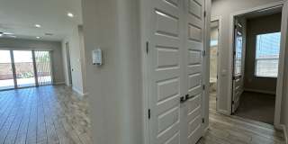 10319 W Harmony Ln Gallery 28