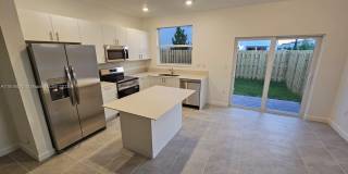 2618 SE 27th Ct Gallery 7