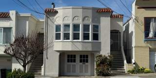 Charming Parkside Upper Flat w/ Garage Parking Gallery 1