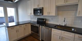 3833 N Broadway Gallery 119