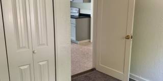 Clean 2 bedroom home Gallery 10
