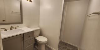 2333 MOREHEAD Avenue Gallery 20