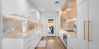 7039 Sylvia Avenue Gallery 11