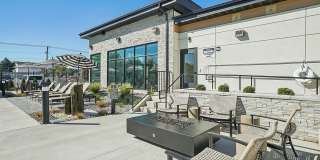 Carrington Square Gallery 18