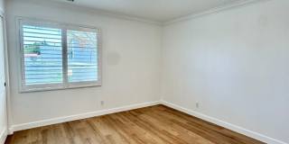 Beautifully Remodel Townhouse with AC & Two Car Garage! Beautifully Remodel Townhouse with AC & Two Car Garage! Gallery 40