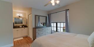 13547 Fountain View Boulevard Gallery 25