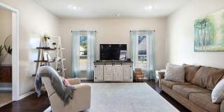 644 Greenwich Dr. Gallery 1