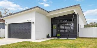 7520 N COOLIDGE AVENUE Gallery 1