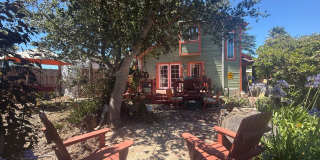 Brand New Upstairs 1 Bedroom ADU with Private Entrance & Backyard Access Gallery 1