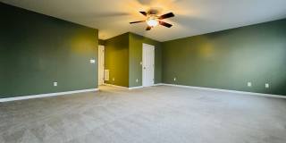 End-Unit 3BR Townhome Minutes to NCSU, Downtown & Crossroads Gallery 17