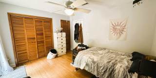 AWESOME 2/2 w/ Washer/Dryer, Vaulted Ceilings, Split Plan, Fenced in Yard, & More! Walk/Bike to FSU/TCC! $1250/month Avail August 1st! Gallery 12