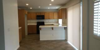 3 Bedroom 2 Bathroom Home in Corona Gallery 6