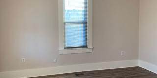 2 Bed/2 Bath- Newly Renovated!! Gallery 1