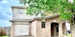 House in SE Austin Near Airport and Tesla! Gallery 1