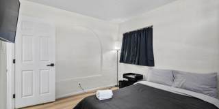 2571 Vegas Valley Drive Gallery 29