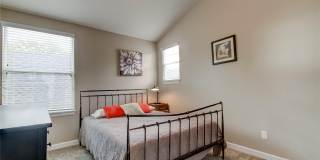 2123 W SPRUCE STREET Gallery 24