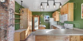 1414 North Adams Street Gallery 8