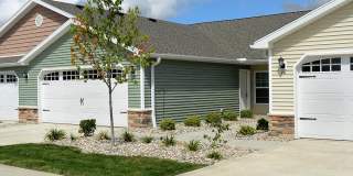 Redwood Perrysburg Woodmont Drive Gallery 1