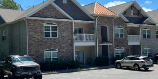 Updated 2BR/2BA Condo with Walk-Out Patio Near Downtown Boone Gallery 1