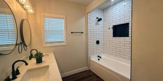 3 bedroom home in a great neighborhood in Riverside Gallery 15