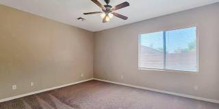 17605 W Crocus Drive Gallery 10