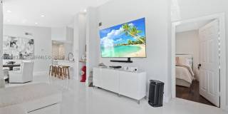 18755 SW 27th Ct Gallery 12