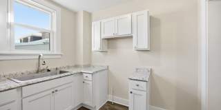 Charming Updated 2BR Home with New Flooring & Rear Porch Gallery 10