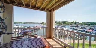 18637 Vineyard Point Lane Gallery 1